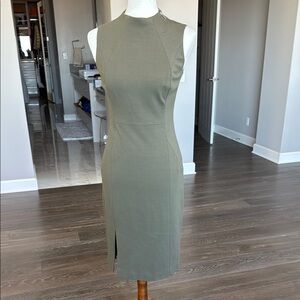 Elegant Olive Green Sleeveless Dress